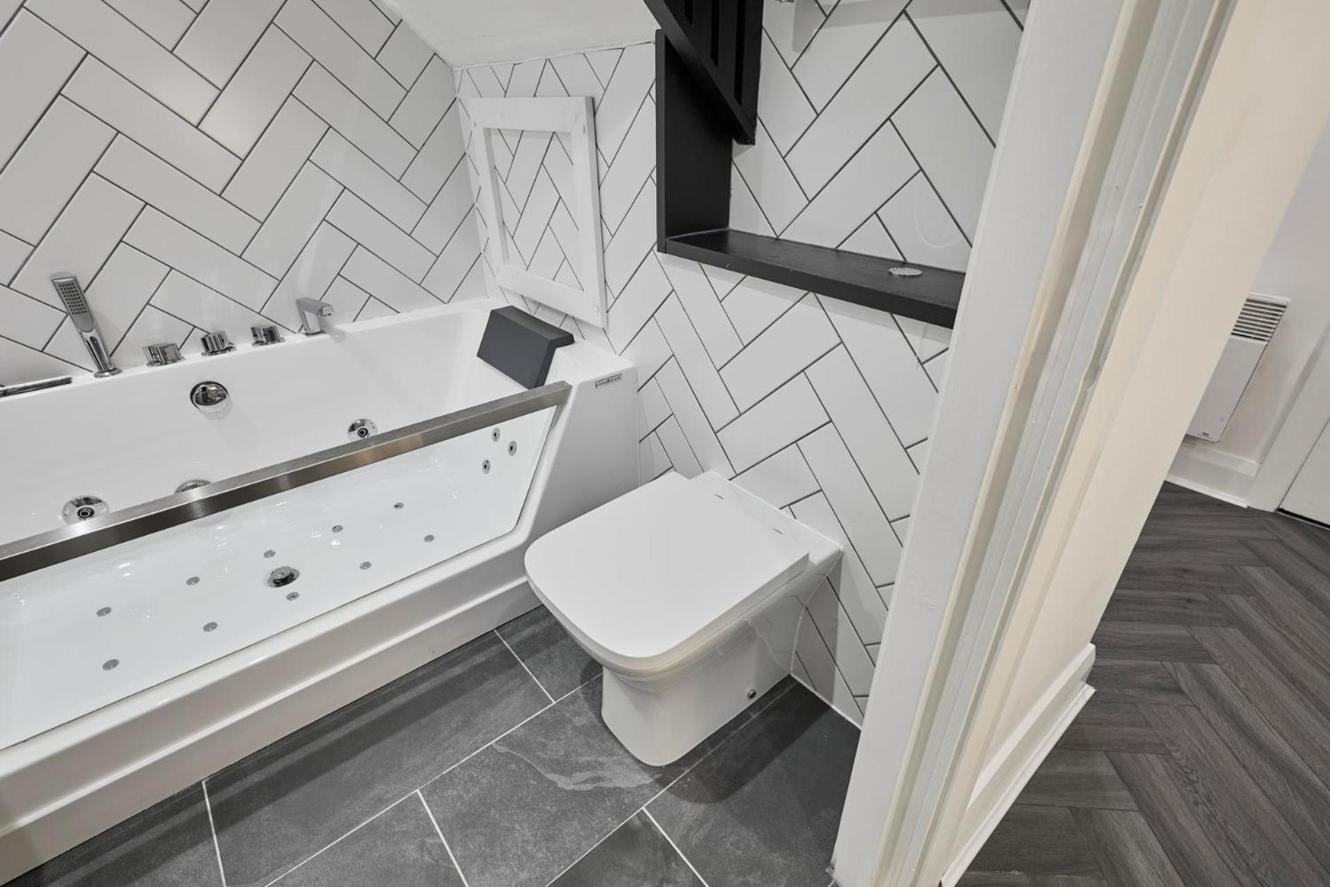 Host & Stay - Queen Square Hideaway Liverpool Dış mekan fotoğraf
